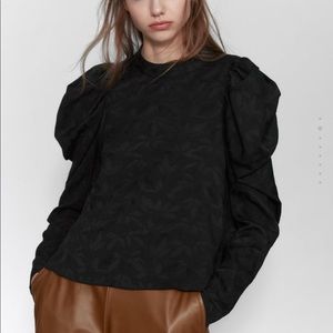 Zara blouse puff sleeve